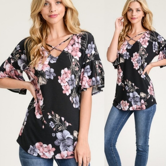 Sweetbb Tops - Last 1!!Black Floral Top Small